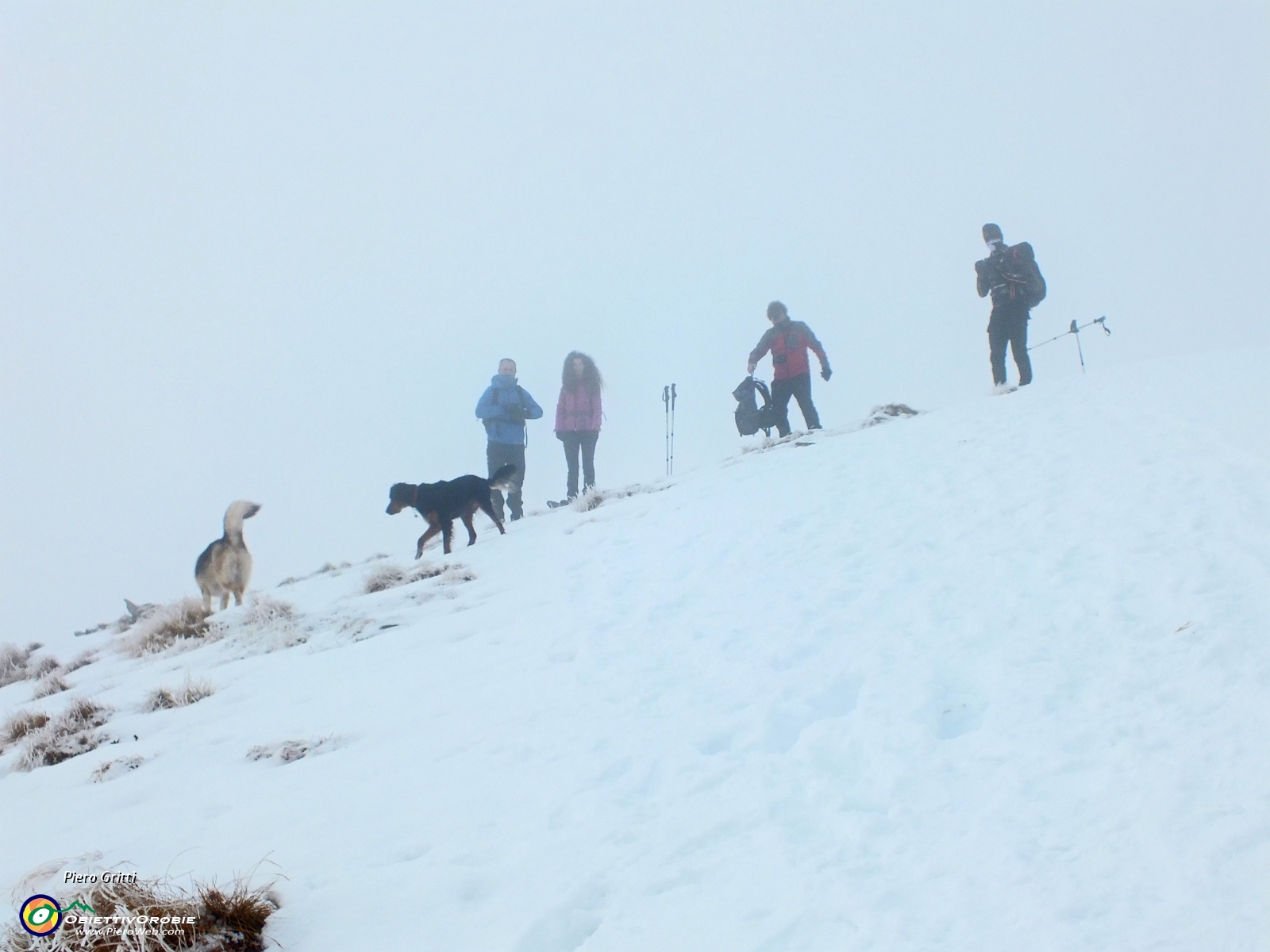 35 In vetta a Cima di Lemma (2348 m.) .JPG